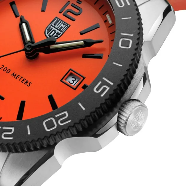 LUMINOX Pacific Diver Seasonal Edition Orange Rubber Strap XS.3129.SEA - Image 3