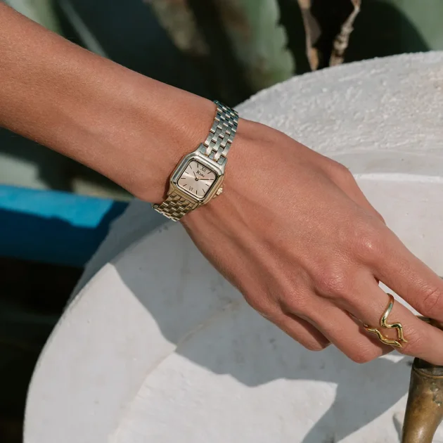JCOU Muse Gold Stainless Steel Bracelet JU19065-5 - Image 3