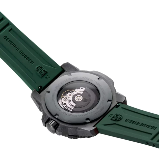 LUMINOX Master Carbon Auto Green Rubber Strap 3877.SEA - Image 3